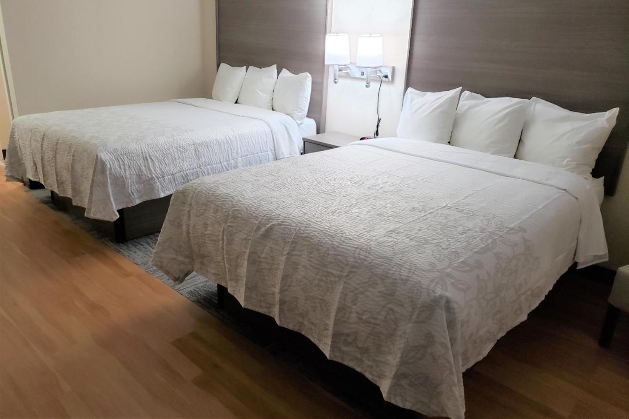 Red Roof Inn Мос Пойнт Екстериор снимка